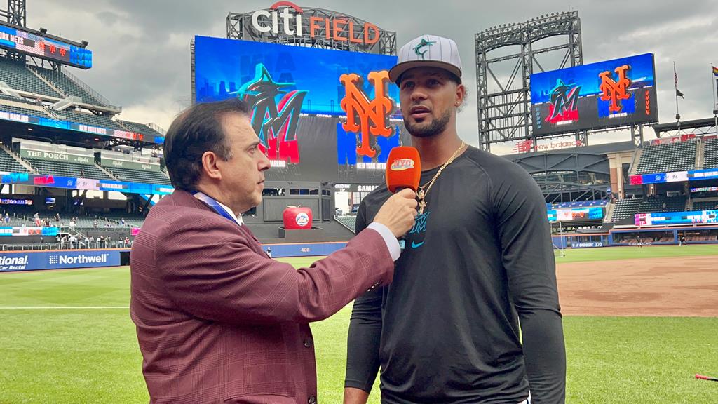 Neftalí Medina entrevistó en el Citi Field, al prometedor Roddery Múñoz.