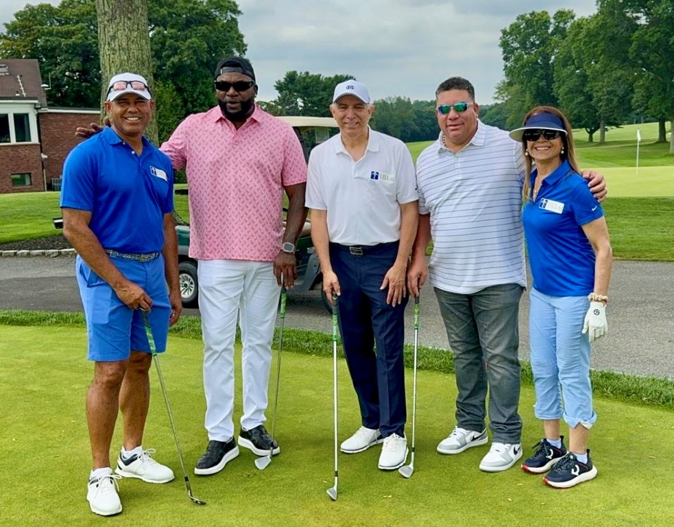 Desde la izquierda Mariano Rivera, David Ortiz, Doctor Ramón Tallaj, Bartolo Colón y la doctora Inés Hernández, esposa de Tallaj.
