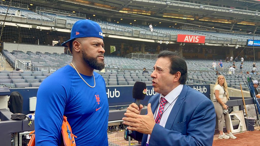 Neftalí Medina entrevista al lanzador de los Mets de Nueva York, Luis Severino en el Yankee Stadium.