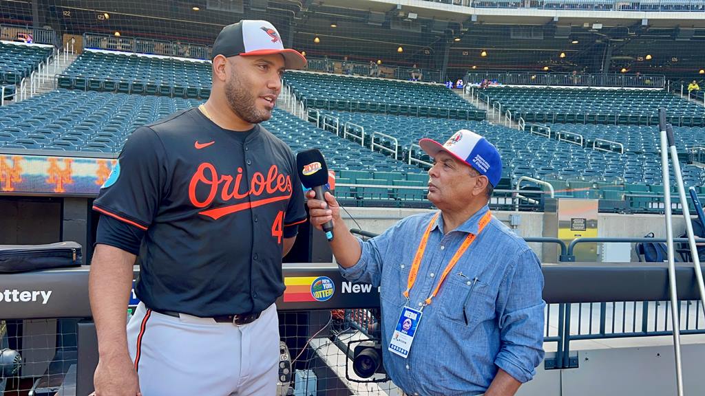 Agustín Zapata entrevistó a Albert Suárez en Citi Field.