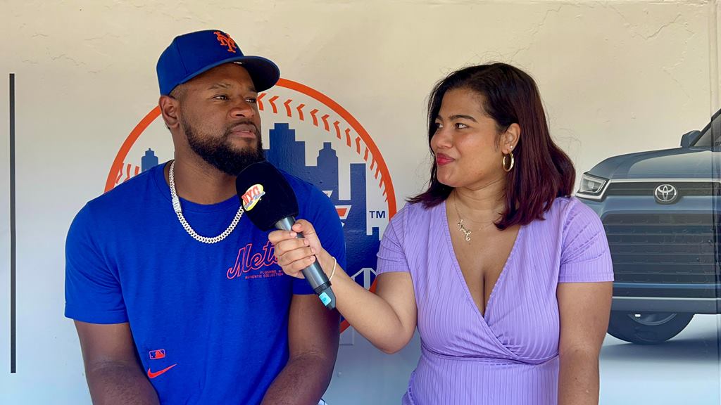 Arlenis J. Peña conversó con Luis Severino en la cueva de los Mets en el Citi Field.