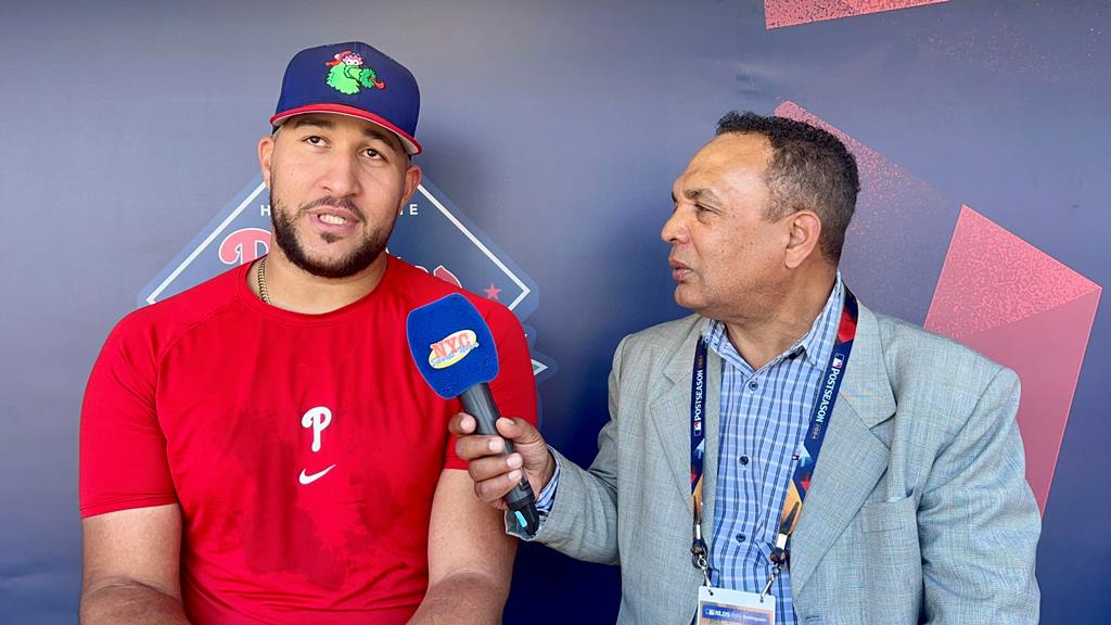 Agustín Zapata conversó con Carlos Estévez en Citizens Bank Park, en Filadelfia.