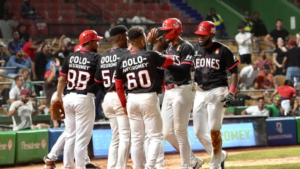 Leones