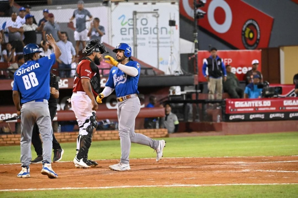 Licey vs Gigantes