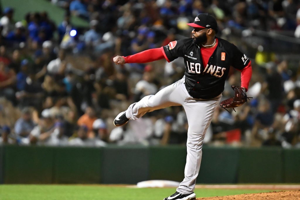 leones vs tigres 22 cueto