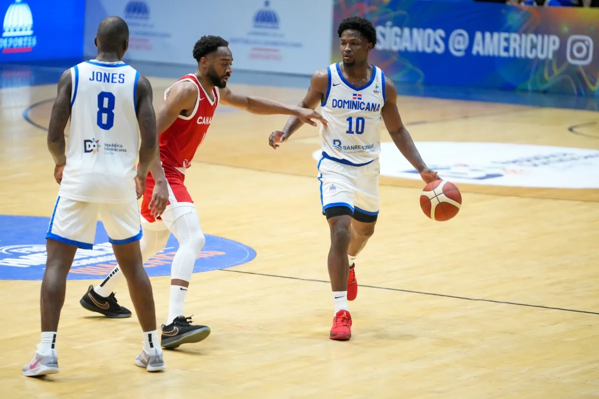 República Dominicana frena el invicto de Canadá