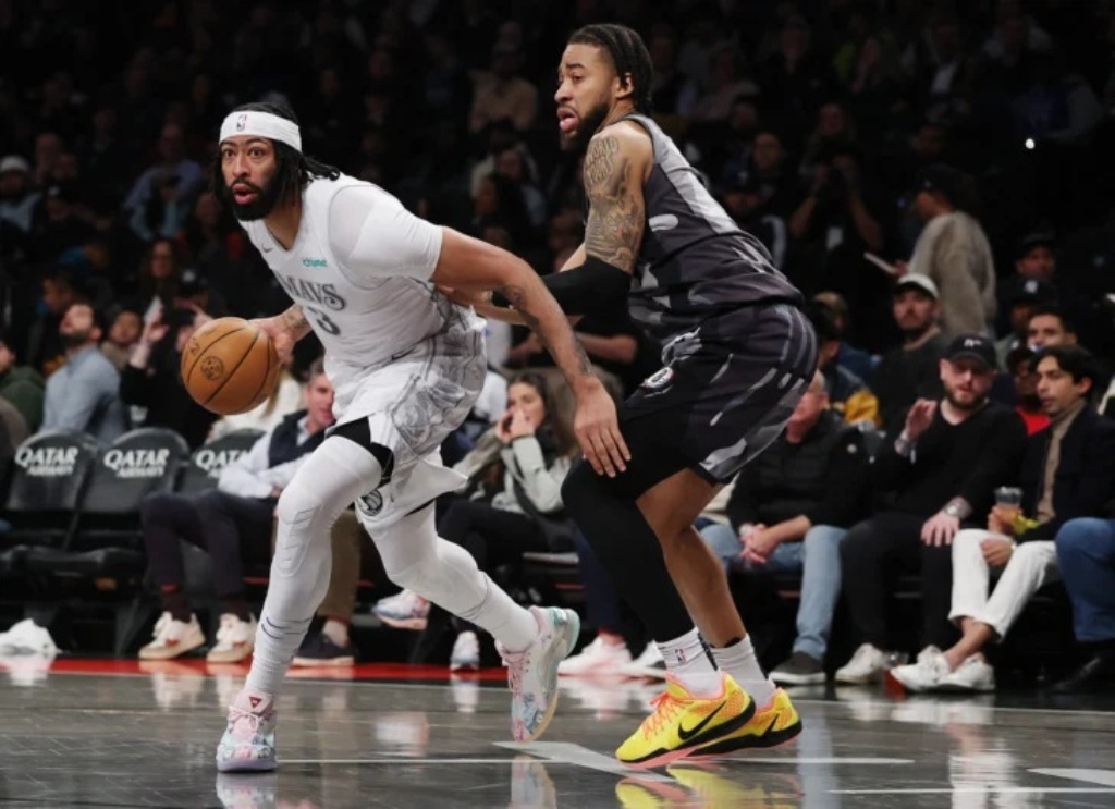 Anthony Davis regresa 24 de Marzo.