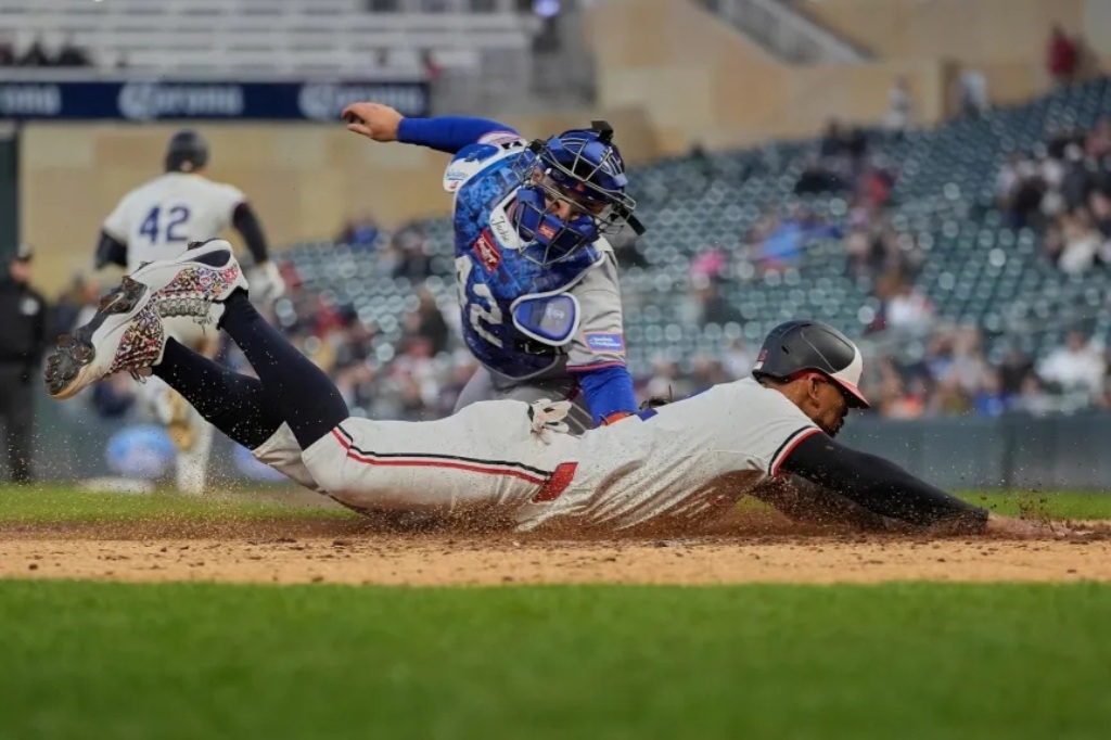 Byron Buxton twins vs mets