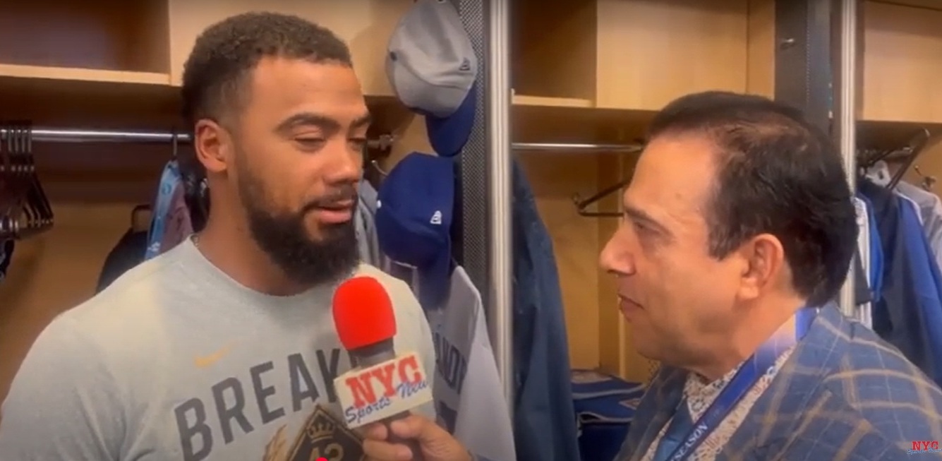 Neftalí Medina, entrevistó a Teoscar Hernández en Citi Field.
