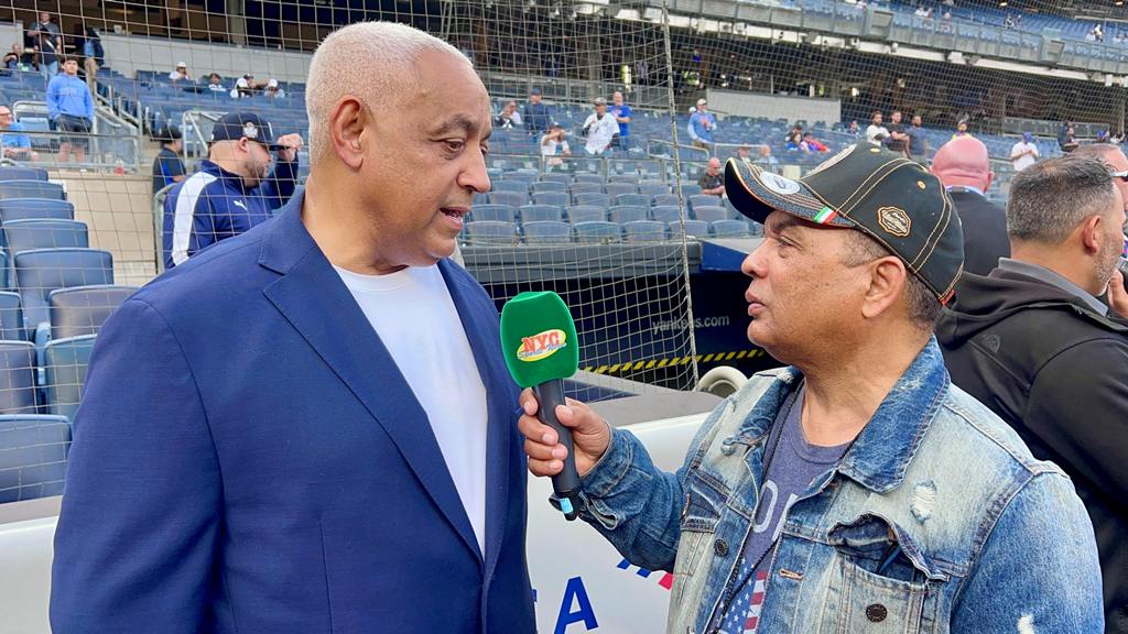 Omar Minaya fue entrevistado por Agustín Zapata en el Yankee Stadium