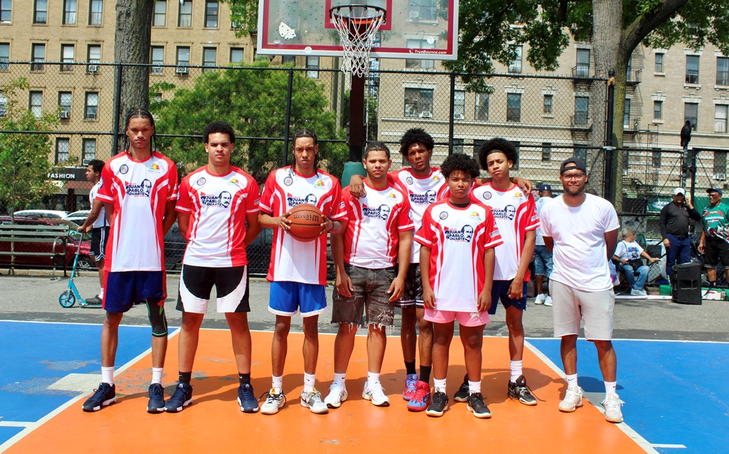 Representación juvenil de basquet de Washington Heights.