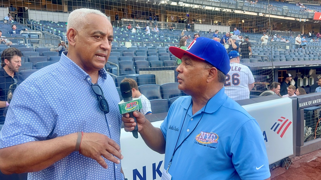 Omar Minaya fue entrevistado por Agustín Zapata en el Yankee Stadium.