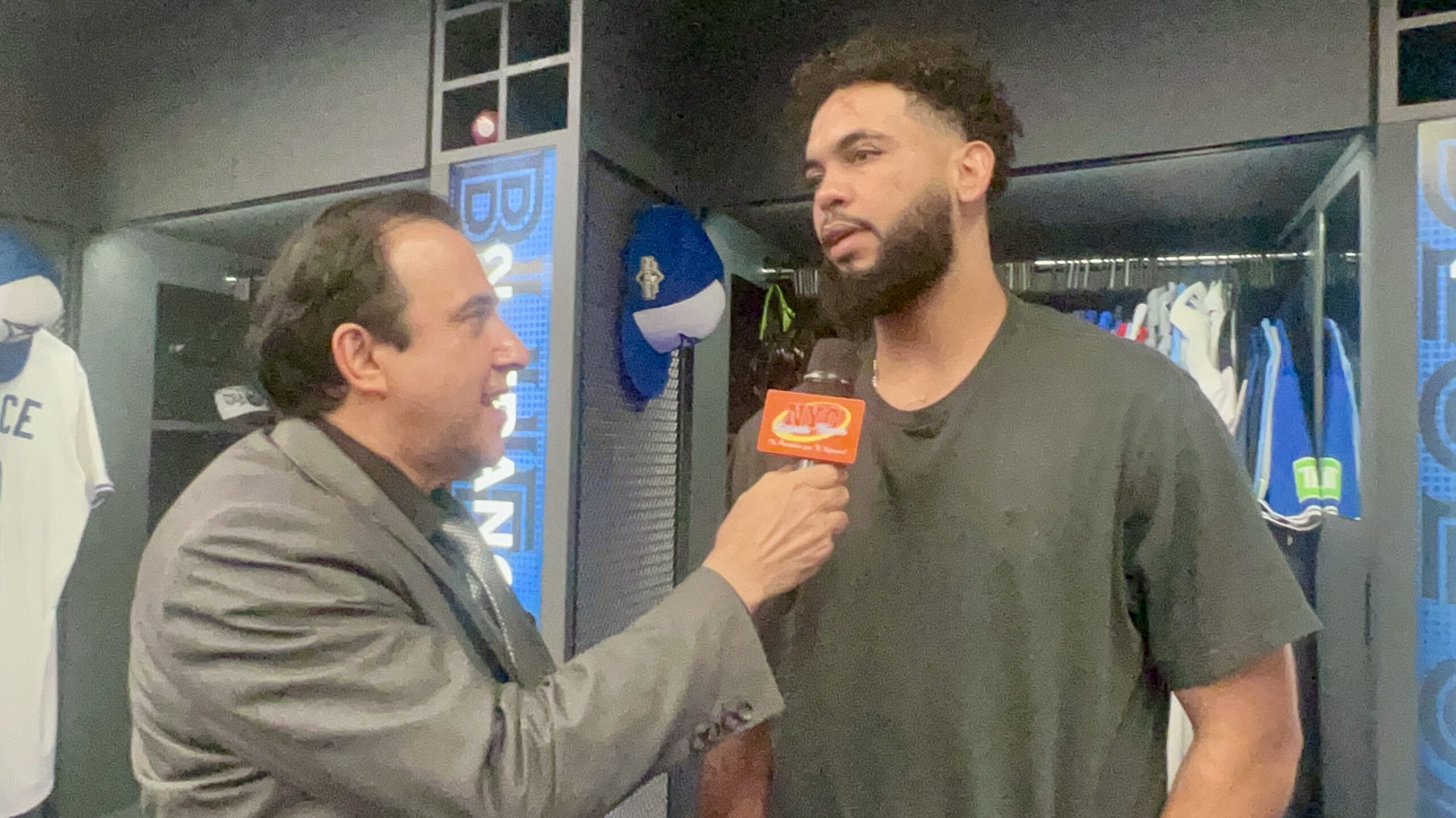 Seranthony Domínguez conversó Neftalí Medina después del Juego 6.