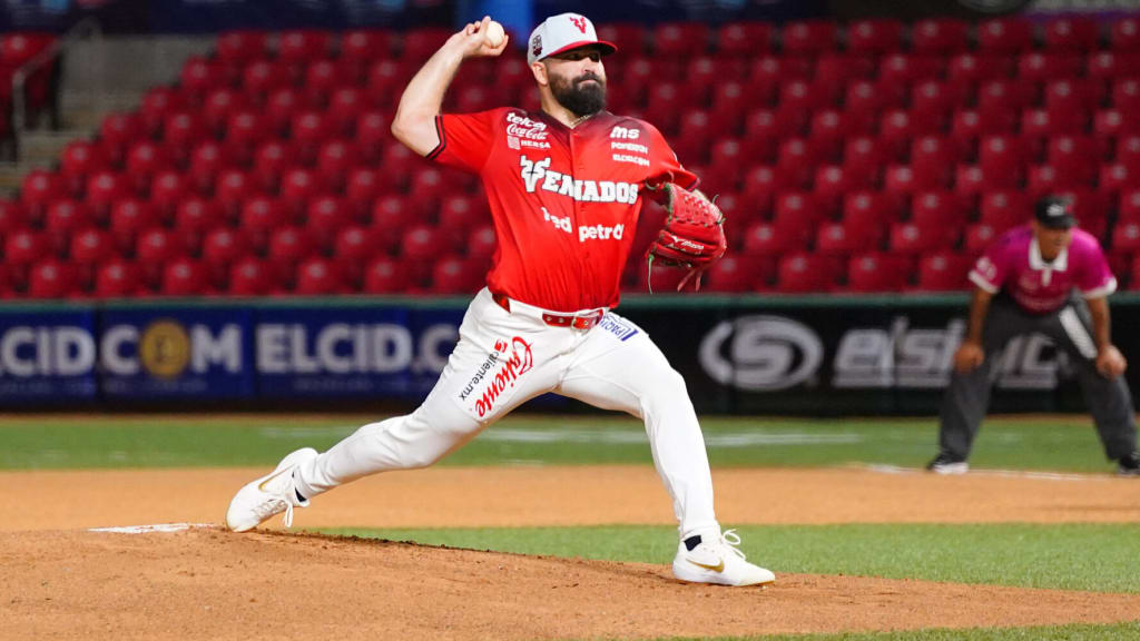 José Urquidy lmp