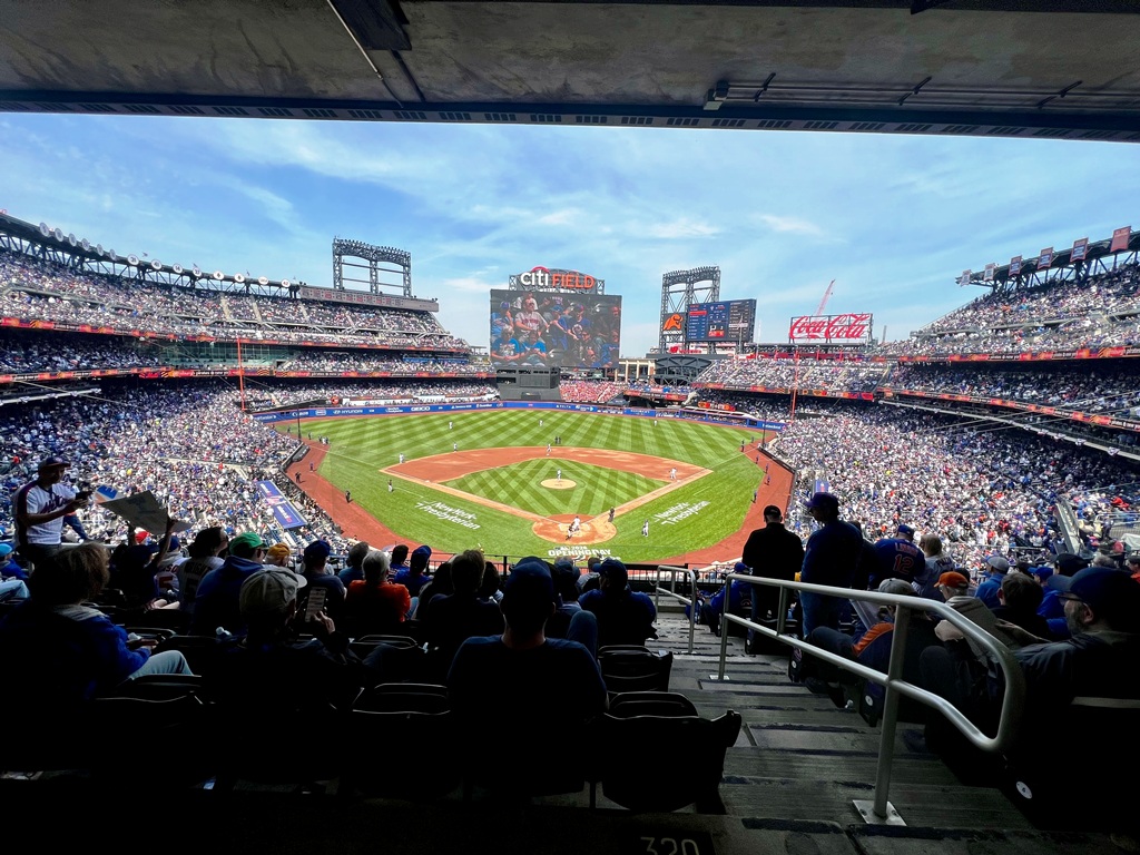 Citi Field by Agustin Zapata