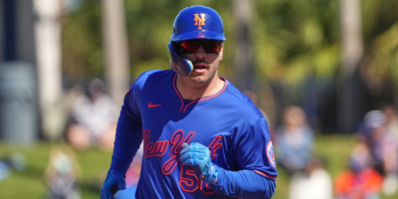 Mike Tauchman