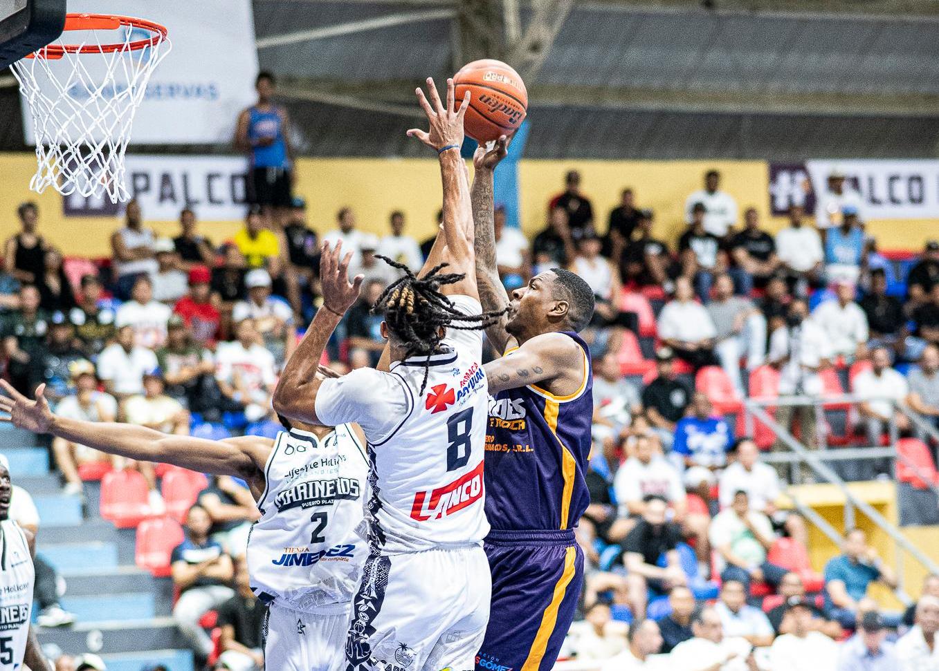 Héroes de Moca caen en cerrado duelo en su debut en la Súper Liga LNB
